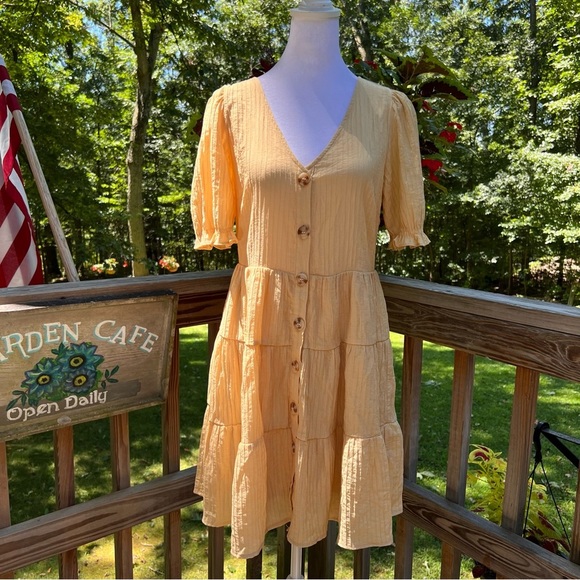 MINE CITY STARLIGHT SHIFT DRESS IN PRIMROSE YELLOW, Medium, excellent condition - Picture 7 of 13